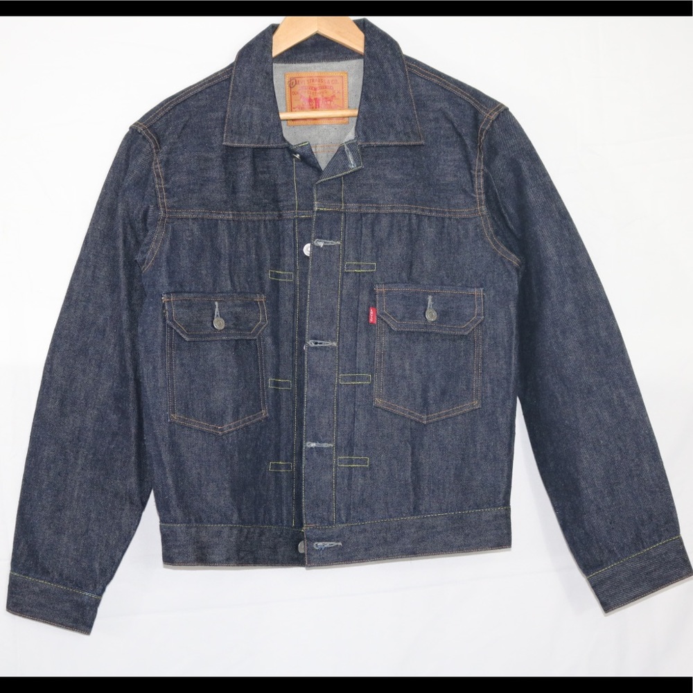 Levi denim jacket size large